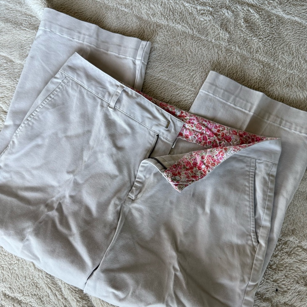 Ankle length beige trouser